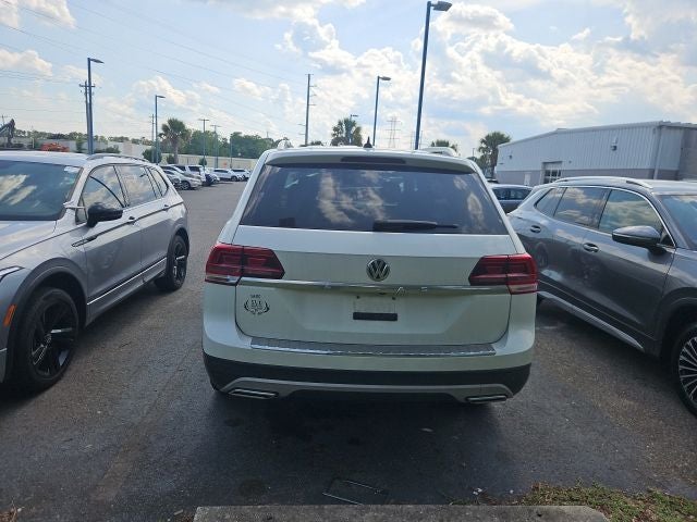 2019 Volkswagen Atlas 2.0T SE w/Technology w/Technology