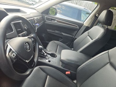2019 Volkswagen Atlas 2.0T SE w/Technology w/Technology