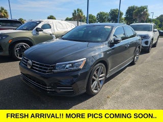 2017 Volkswagen Passat 1.8T R-Line