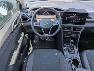 2026 Volkswagen Taos SE Black FWD