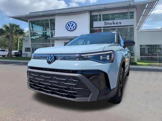 2026 Volkswagen Taos SE Black FWD