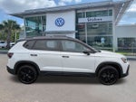 2026 Volkswagen Taos 1.5T SE Black