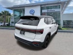 2026 Volkswagen Taos 1.5T SE Black
