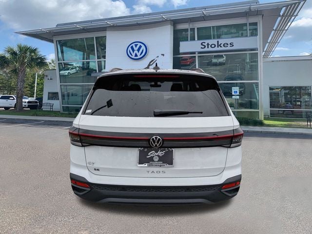 2026 Volkswagen Taos 1.5T SE Black