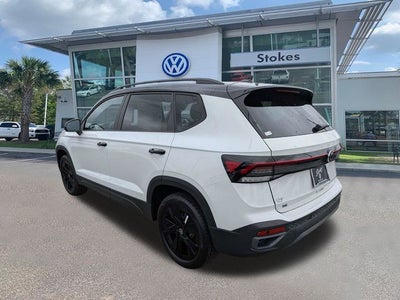 2026 Volkswagen Taos 1.5T SE Black