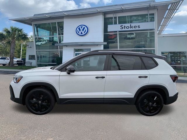 2026 Volkswagen Taos 1.5T SE Black