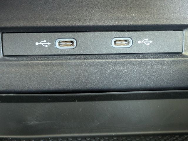 2026 Volkswagen Taos 1.5T SE Black