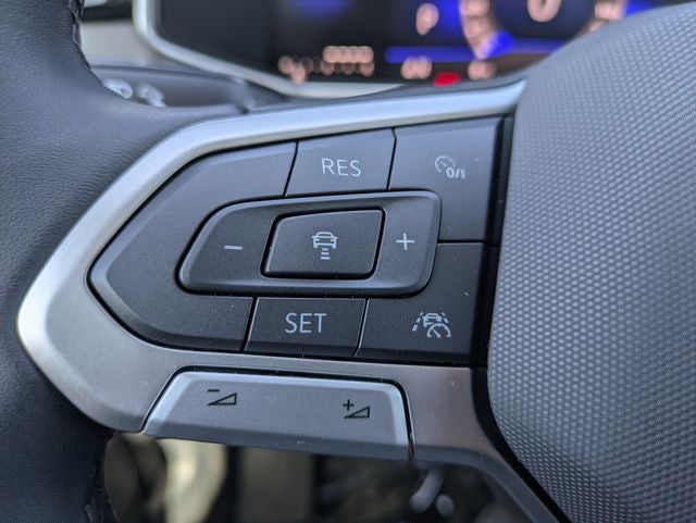 2026 Volkswagen Taos 1.5T SE Black