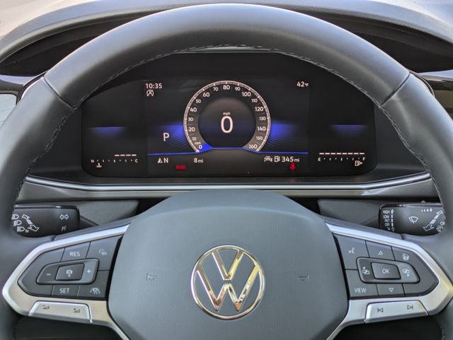 2026 Volkswagen Taos 1.5T SE Black