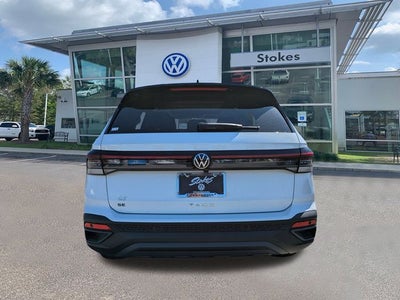 2026 Volkswagen Taos 1.5T SE Black