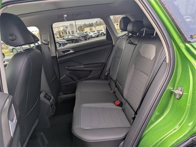 2026 Volkswagen Taos 1.5T SE Black