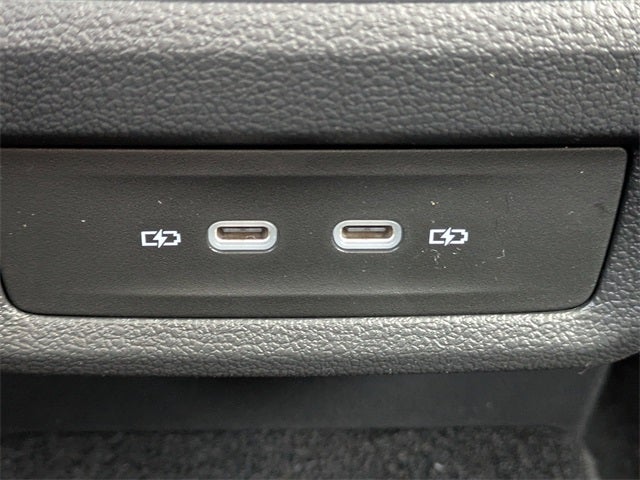 2026 Volkswagen Taos 1.5T SE Black