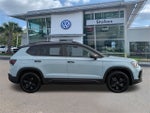 2026 Volkswagen Taos 1.5T SE Black