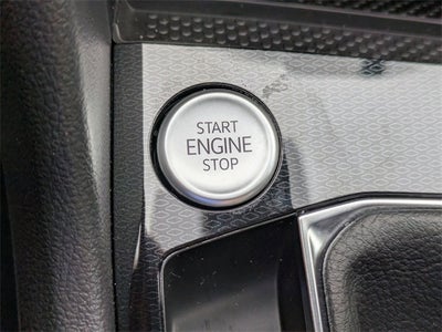 2026 Volkswagen Taos 1.5T SE Black