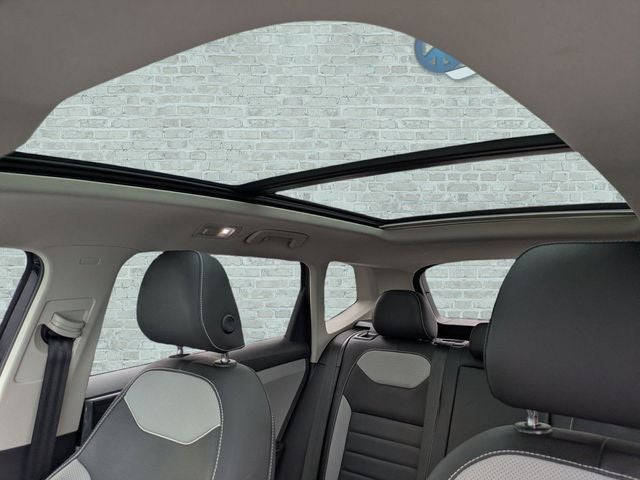 2024 Volkswagen Taos 1.5T SEL