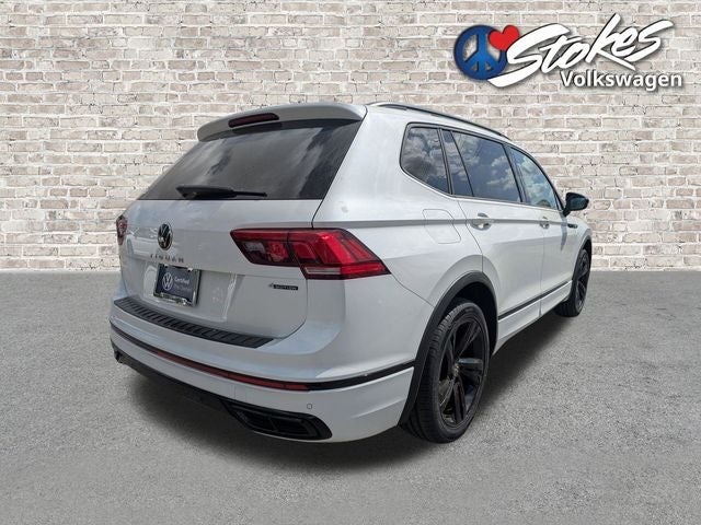 2023 Volkswagen Tiguan 2.0T SE R-Line Black