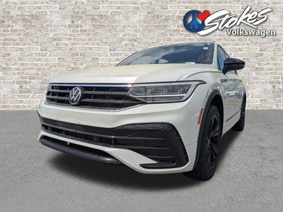 2023 Volkswagen Tiguan 2.0T SE R-Line Black