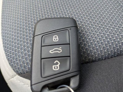 2025 Volkswagen Taos 1.5T S