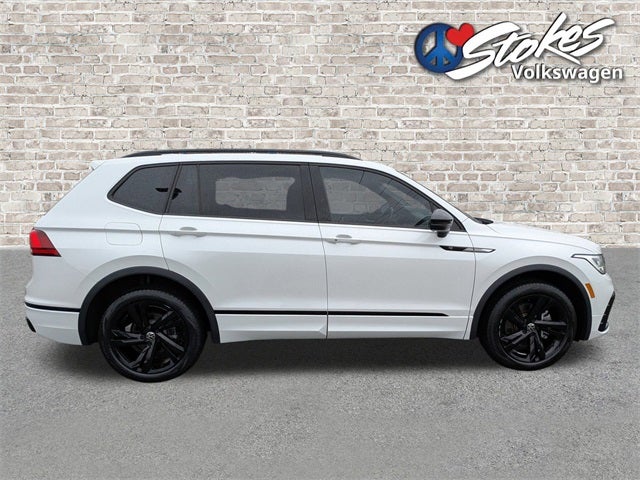 2023 Volkswagen Tiguan 2.0T SE R-Line Black