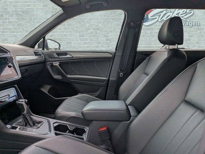 2022 Volkswagen Tiguan 2.0T SE R-Line Black