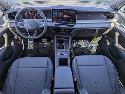 2026 Volkswagen Tiguan 2.0T SE R-Line Black
