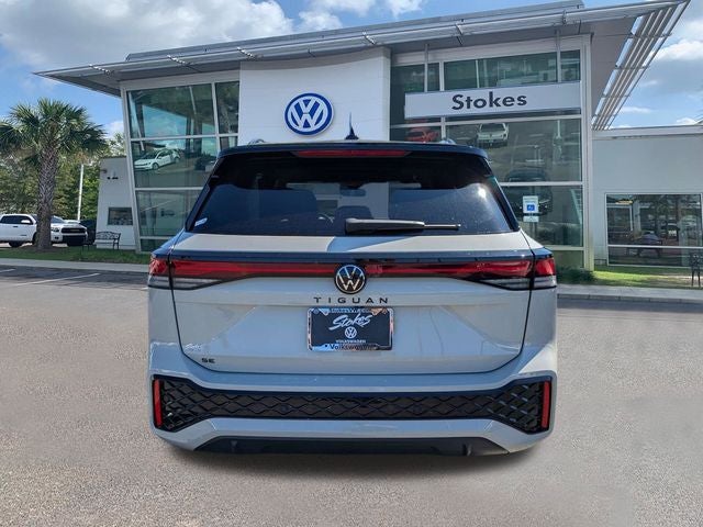 2026 Volkswagen Tiguan 2.0T SE R-Line Black