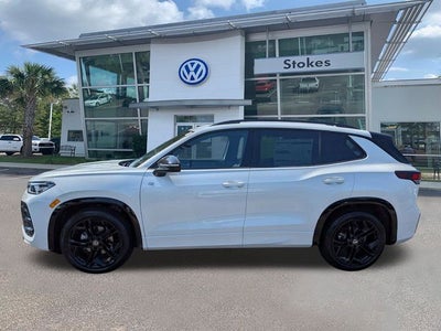 2026 Volkswagen Tiguan 2.0T SE R-Line Black