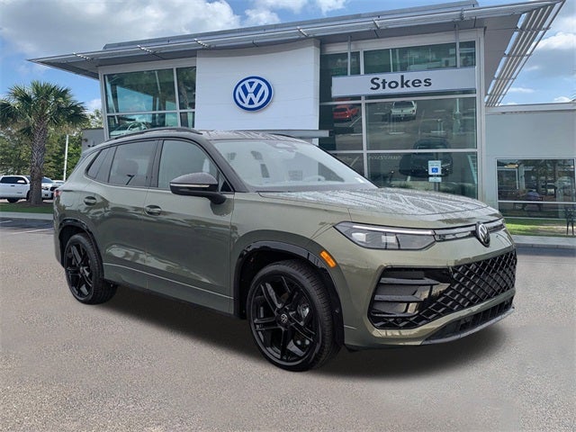 2026 Volkswagen Tiguan 2.0T SE R-Line Black