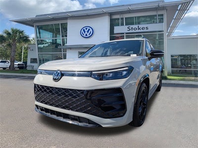 2026 Volkswagen Tiguan 2.0T SE R-Line Black