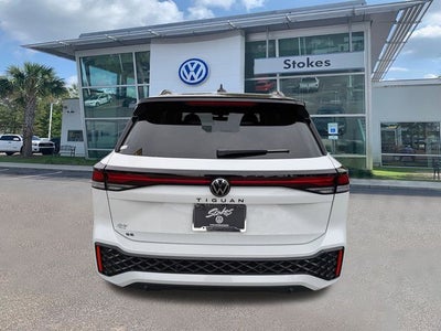 2026 Volkswagen Tiguan 2.0T SE R-Line Black
