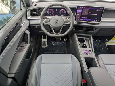 2026 Volkswagen Tiguan 2.0T SE R-Line Black