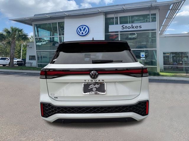 2026 Volkswagen Tiguan 2.0T SE R-Line Black