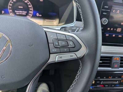 2025 Volkswagen Taos 1.5T SE