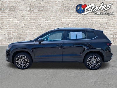 2025 Volkswagen Taos 1.5T SE