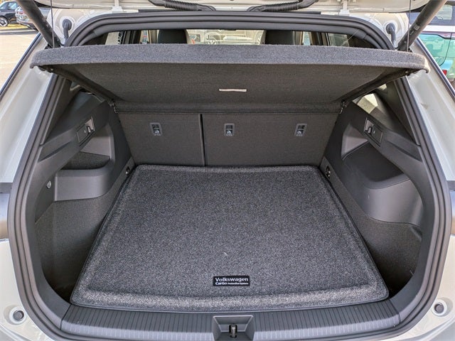 2026 Volkswagen Tiguan 2.0T SEL R-Line