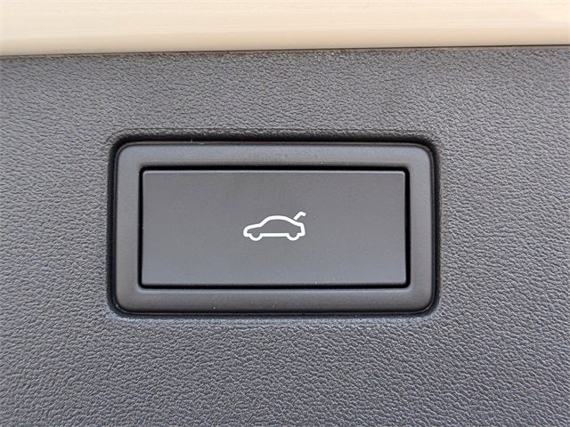 2026 Volkswagen Tiguan 2.0T SEL R-Line