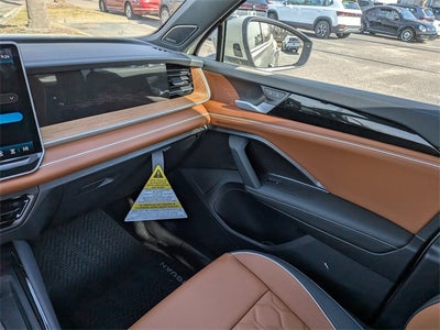 2026 Volkswagen Tiguan 2.0T SEL R-Line