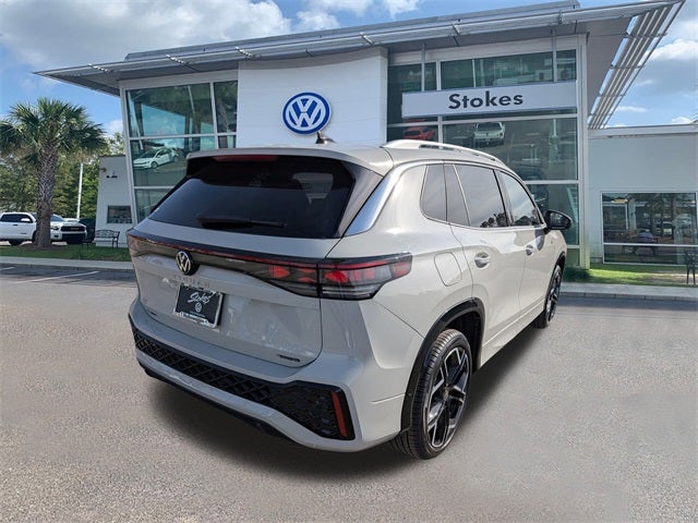 2026 Volkswagen Tiguan 2.0T SEL R-Line