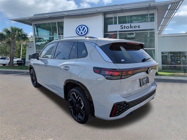 2026 Volkswagen Tiguan 2.0T SEL R-Line