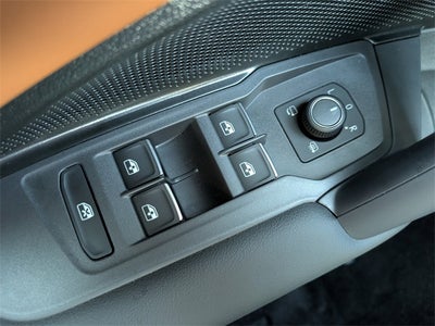 2026 Volkswagen Tiguan 2.0T SEL R-Line