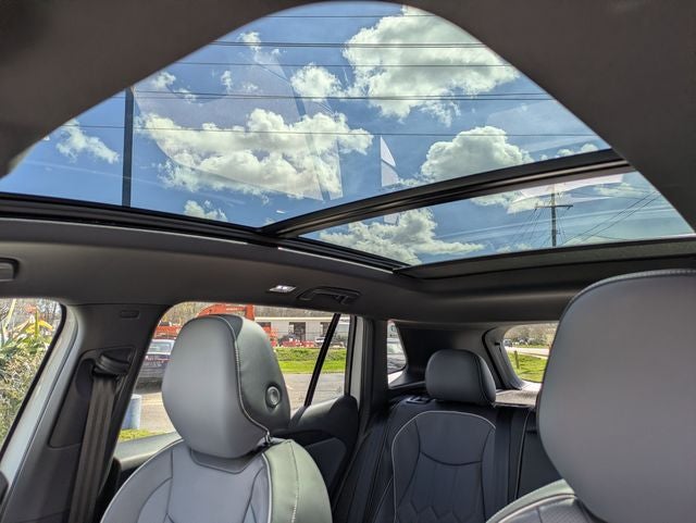 2026 Volkswagen Tiguan 2.0T SEL R-Line Turbo