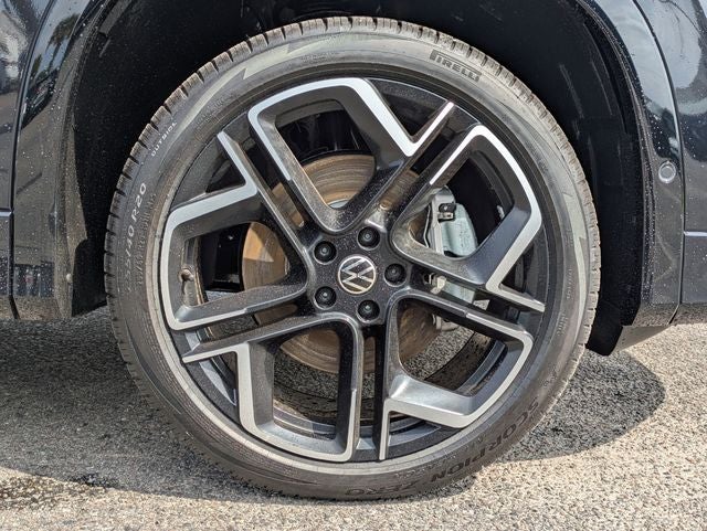 2026 Volkswagen Tiguan 2.0T SEL R-Line Turbo