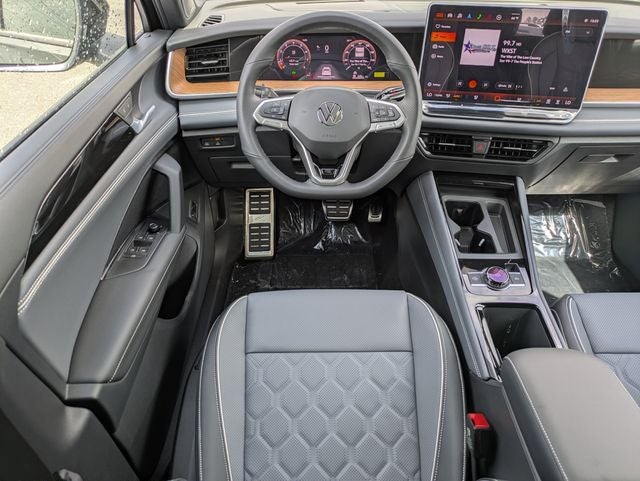 2026 Volkswagen Tiguan 2.0T SEL R-Line Turbo