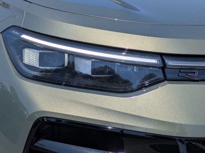 2026 Volkswagen Tiguan 2.0T SEL R-Line