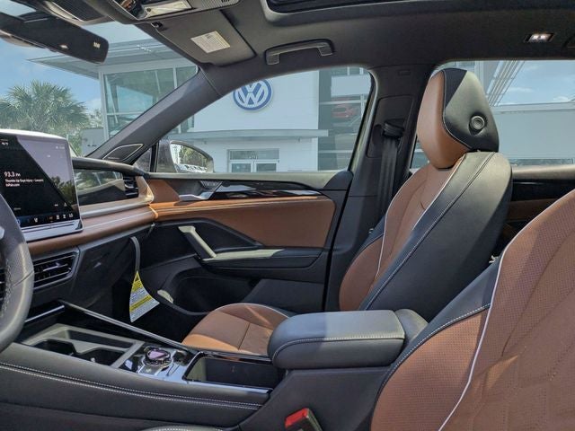 2026 Volkswagen Tiguan 2.0T SEL R-Line