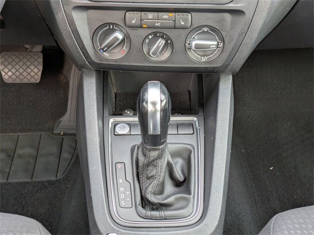 2015 Volkswagen Jetta 1.8T SE