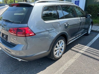2017 Volkswagen Golf Alltrack TSI SE 4Motion