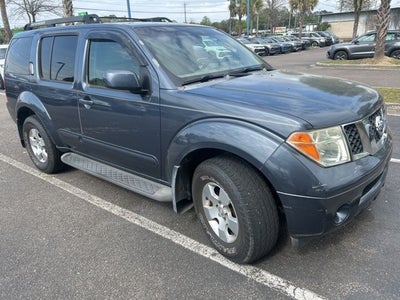 2007 Nissan Pathfinder SE