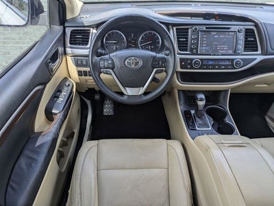 2016 Toyota Highlander Limited