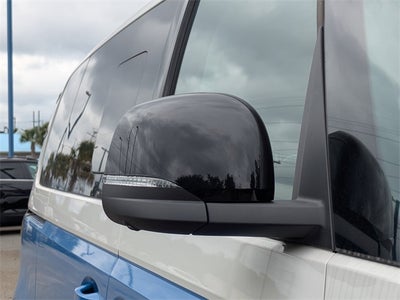 2025 Volkswagen ID. Buzz Pro S Plus